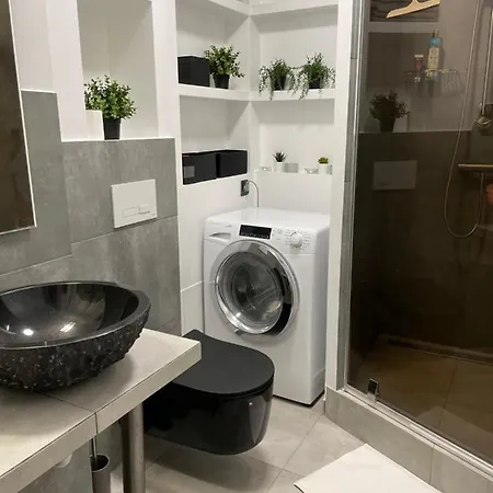 Grey Gucci Apartment City Center Warszawa Zewnętrze zdjęcie